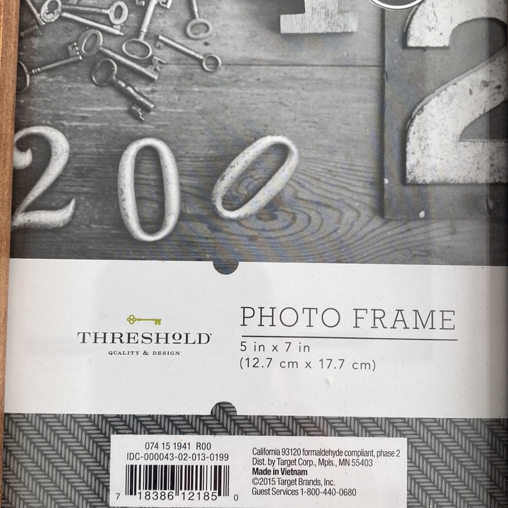 Bundle up with three frames - Picture 9 of 13